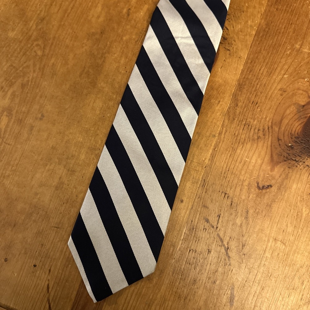 Robert Talbott Men's Tie Silver Navy Striped Hand Sewn Silk USA